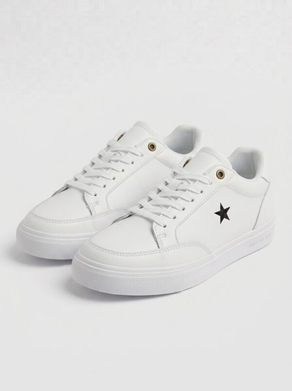 Sneakers Essential